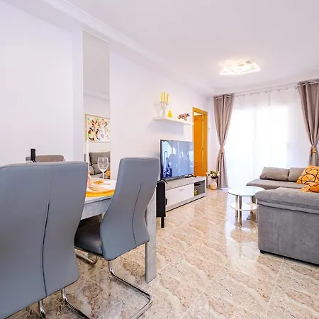 Апартаменты Home&holiday Goleta With Parking-option *
